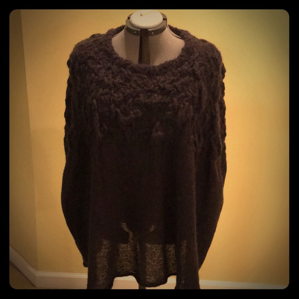CAbi Special Release Poncho-M but fits like a L/XL